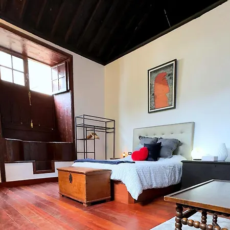 Caleton-gara-suites Nyaraló *